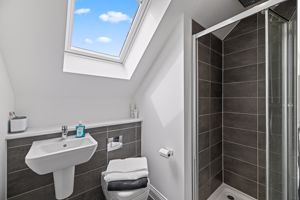 En Suite- click for photo gallery